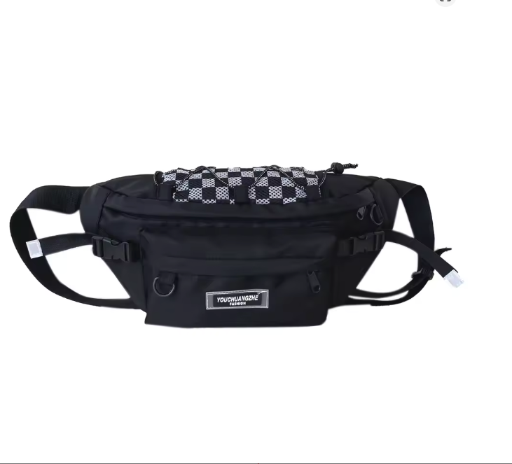 DON’T FOLLOW ME Fanny pack