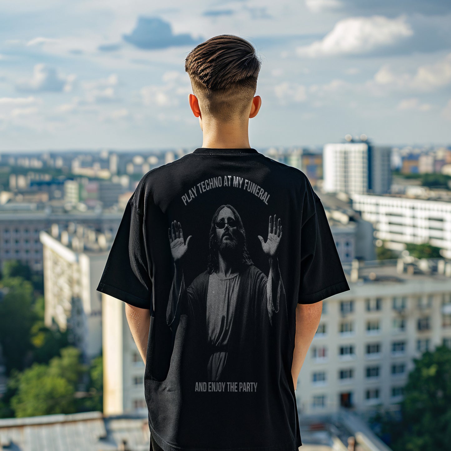 PLAY TECHNO AT MY FUNERAL oversized t-shirt