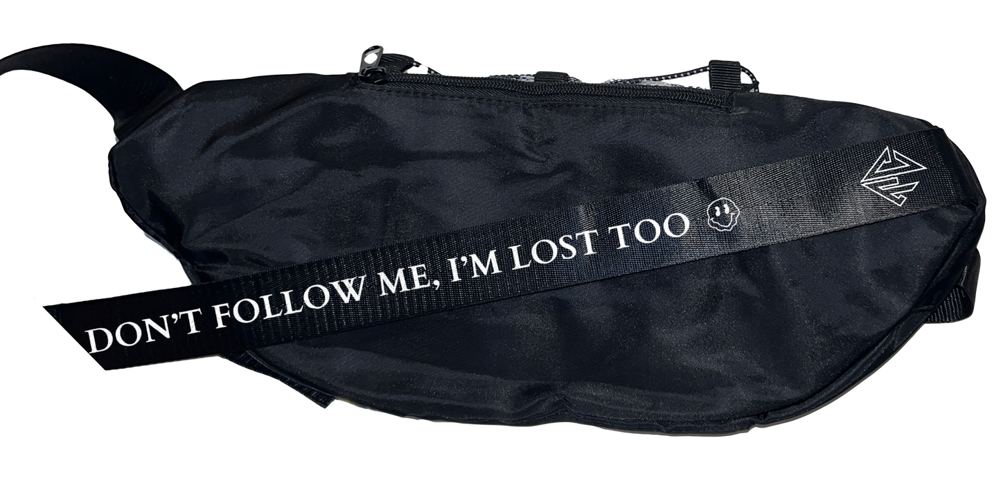 DON’T FOLLOW ME Fanny pack